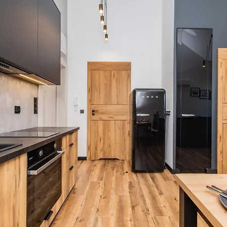 Flatbook Loft - Parking, Plac Zabaw, Strefa Grillowa Apartment *